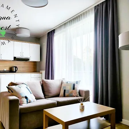 Prywatne W Forest Apartment